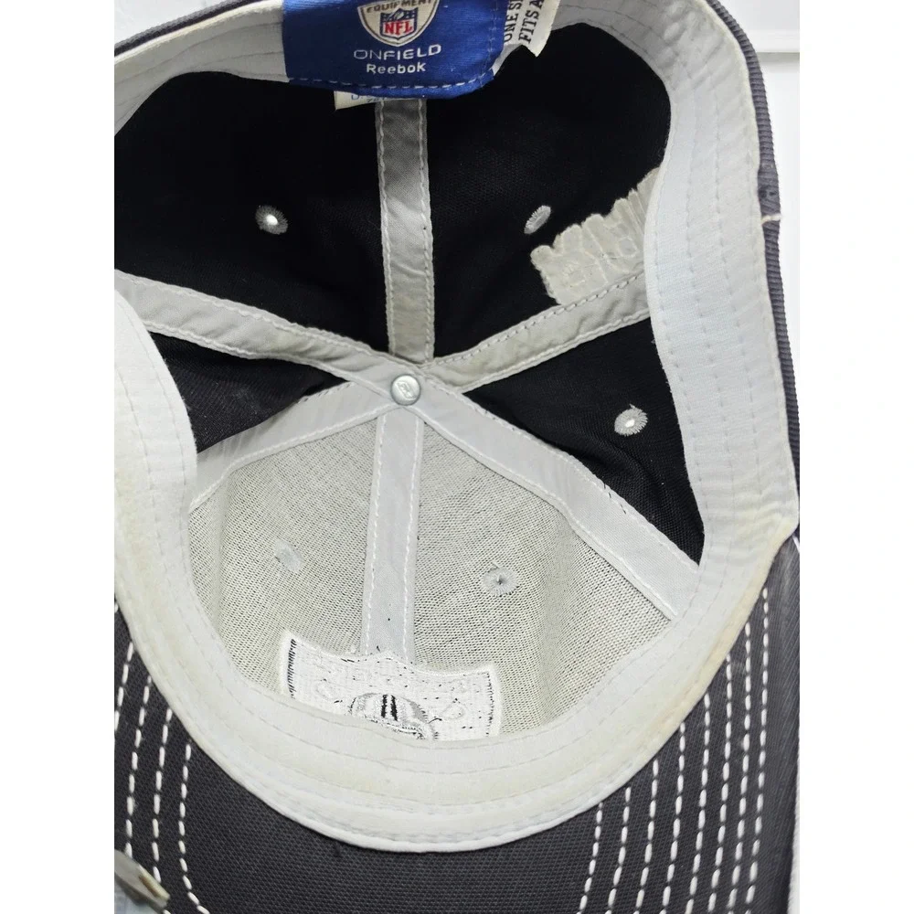 Reebok NFL Oakland Raiders Hat Mens Black Grey Stretch Fit Onfield Equipment Cap